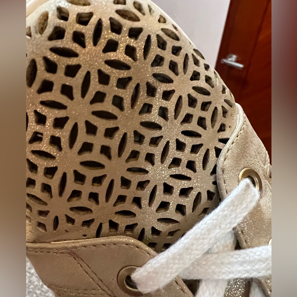 Anne Klein sport sneakers .
